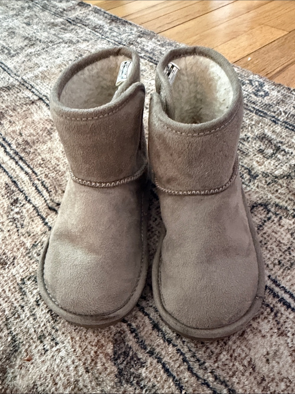 Little Planet Cozy Taupe Suede Shearling Lined Boots Size 7